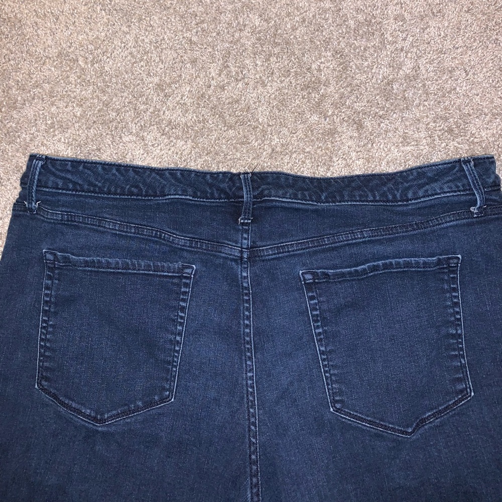 Ava & Viv Dark Blue Bermuda Jean shorts size 22W - Picture 10 of 10